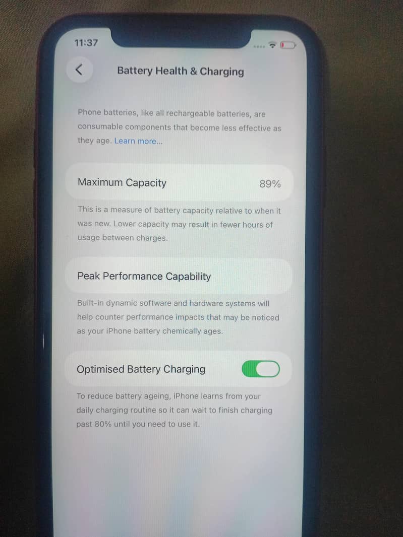 Apple iPhone 11 4