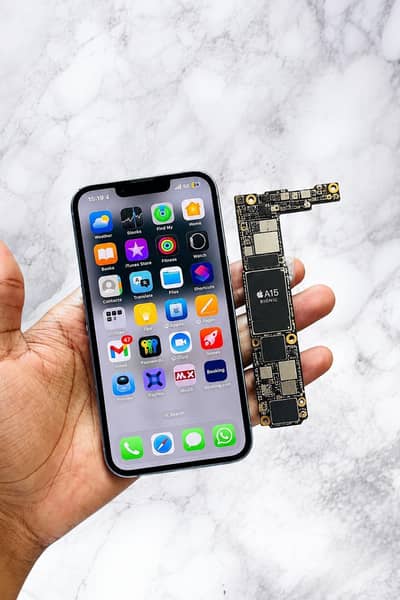 iPhone XR/XS/Max/11/12/13/14/15/16/17 Pro Max Logic Boards Available