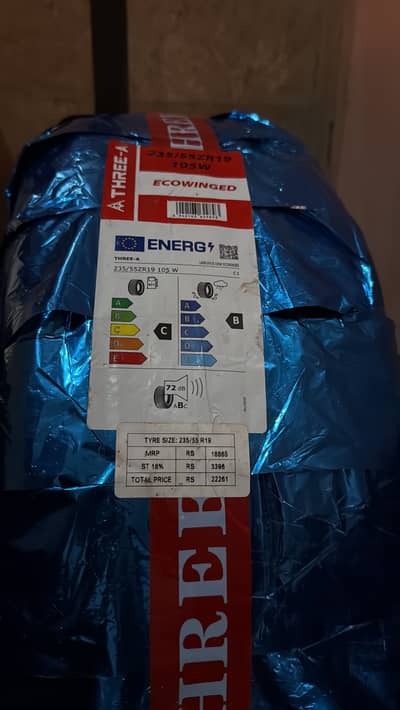 235/55R19
