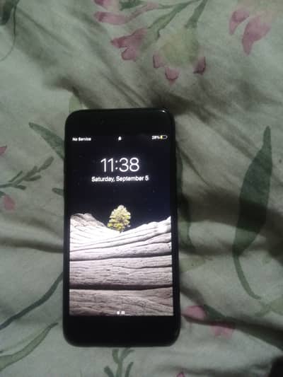 Apple iPhone 7