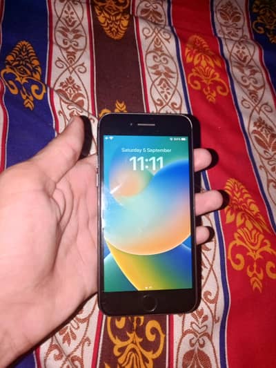 Apple iPhone 8