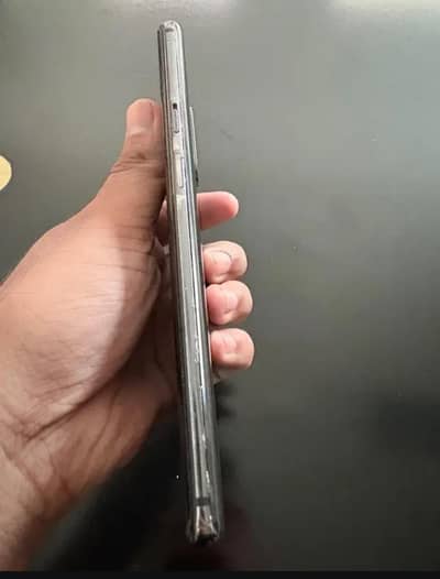 One Plus 7 Pro 8/256GB 10/10  possible exchange