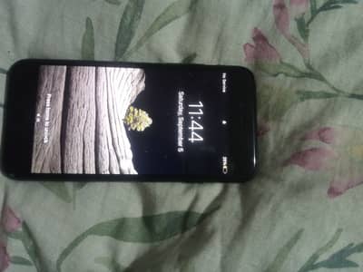 Apple iPhone 7