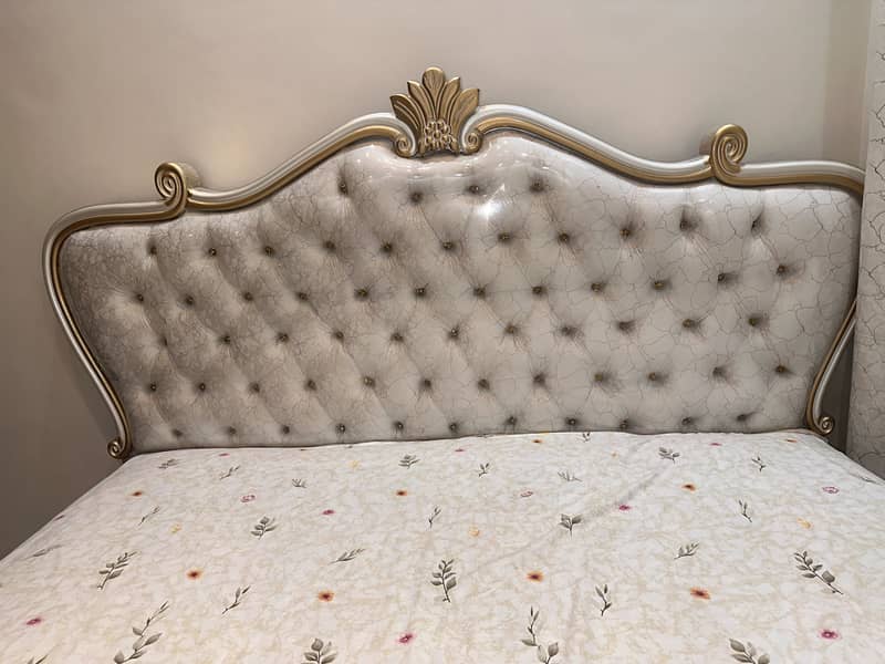 Beds with side table 2