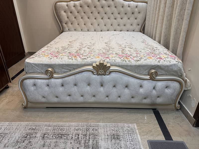 Beds with side table 5
