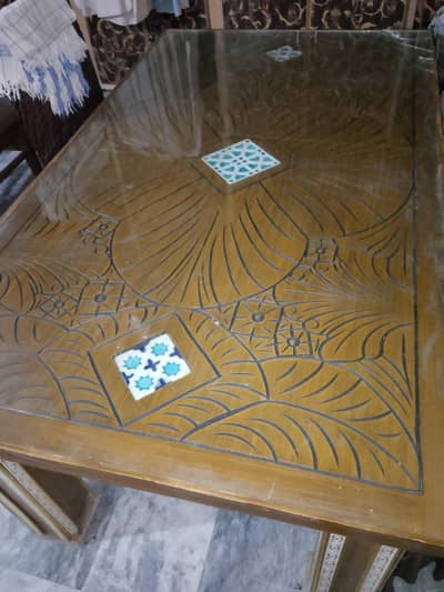 Dining table with 6 chairs