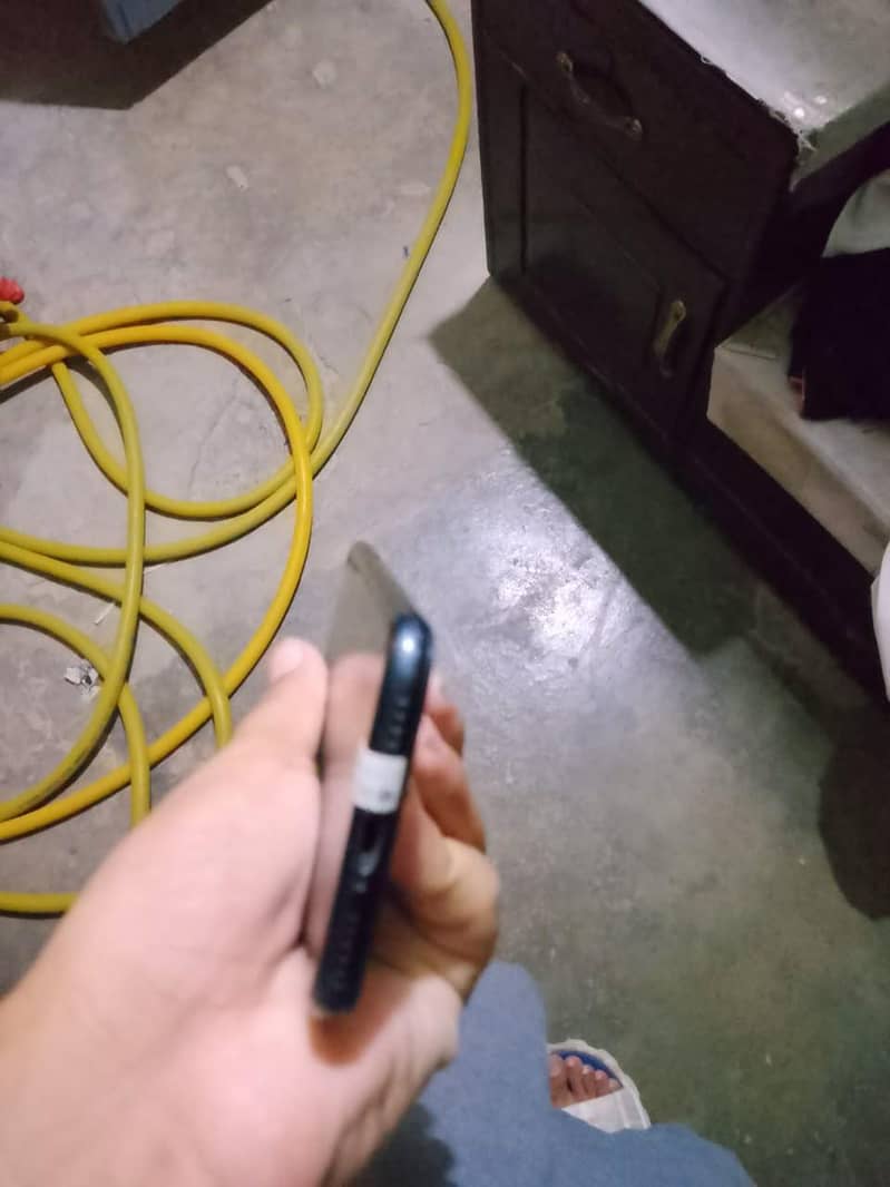 Apple iPhone 7 4