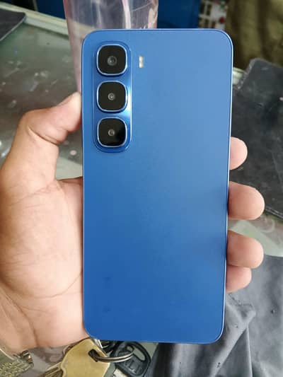 Infinix Hot 60 i 8+256g