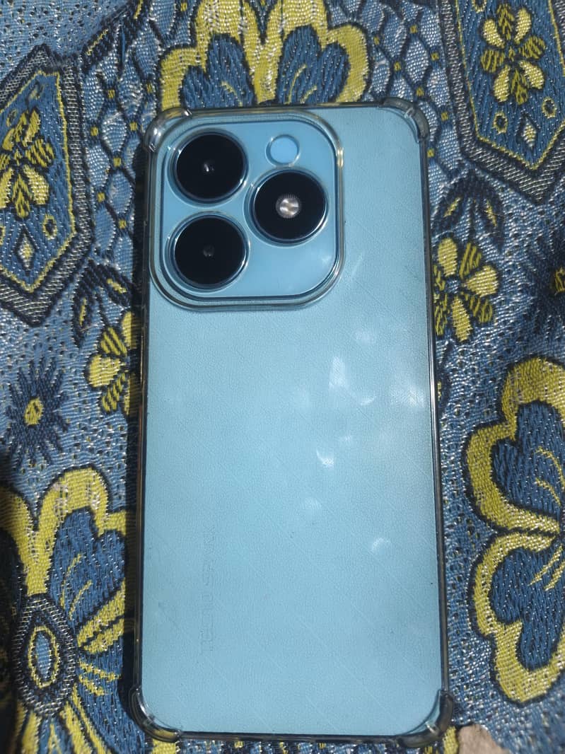 Tecno Spark 20 2