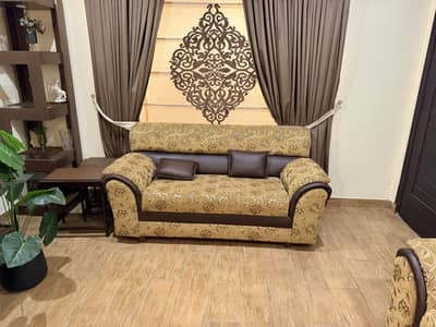 7 seater sofa set with new condition