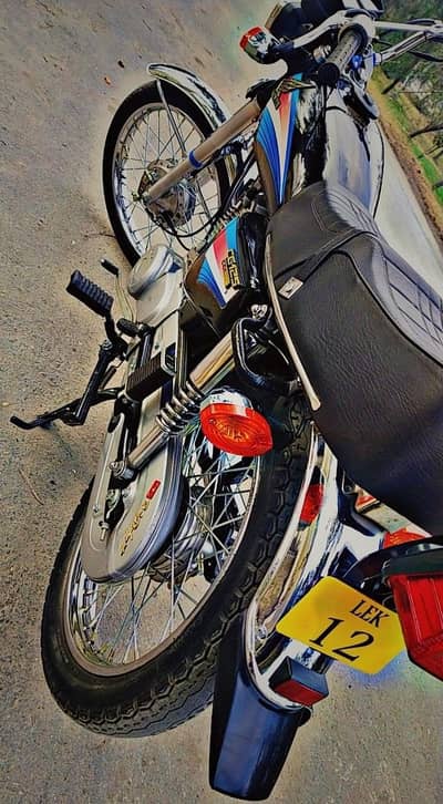 Honda 125 CG complete file 2006 model Lahore number 0324/220/3704
