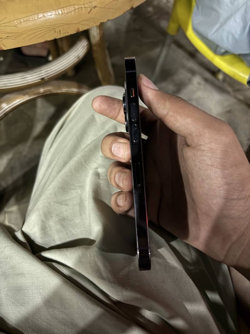 Apple iPhone 14 Pro 4