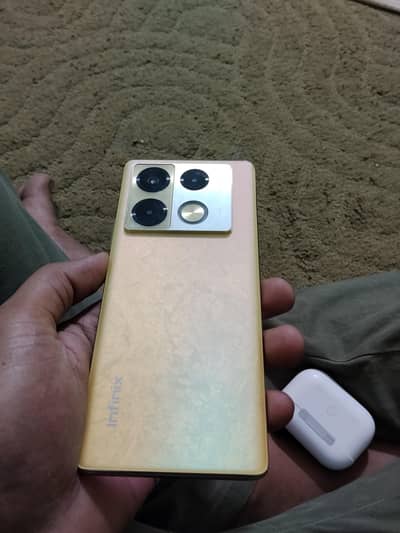 Infinix Note 40 Pro