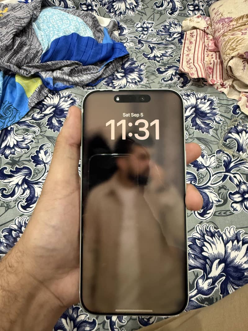 Apple iPhone 17 Pro Max 5