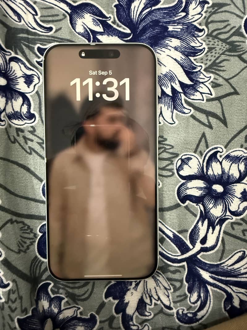 Apple iPhone 17 Pro Max 8