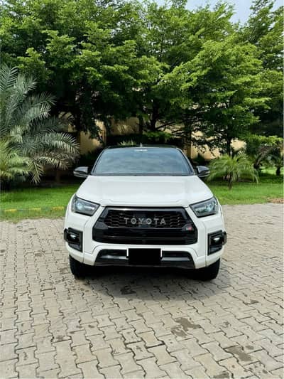 Toyota Hilux REVO GR-S