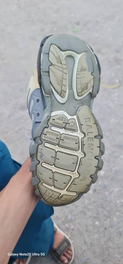 Balenciaga Tracker sneaker