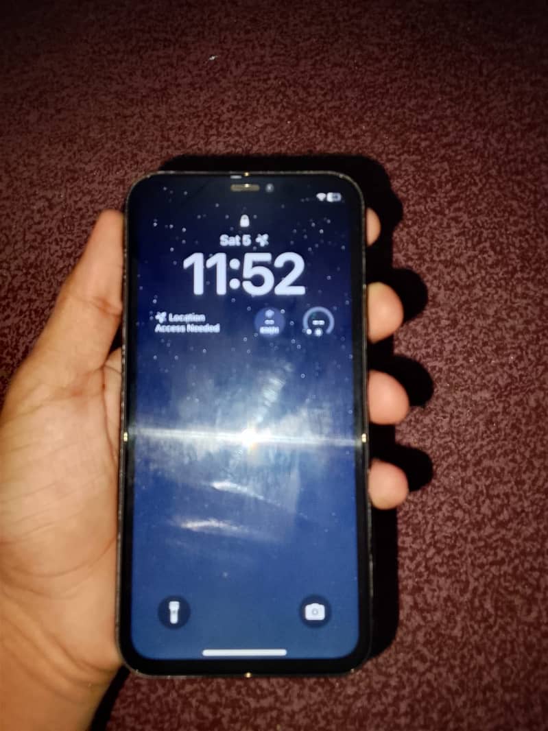 Apple iPhone XR 1