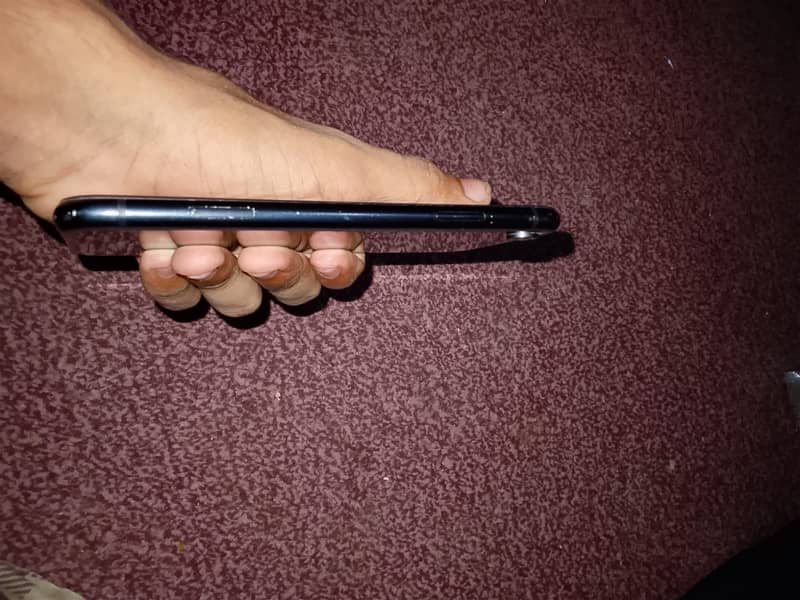 Apple iPhone XR 2