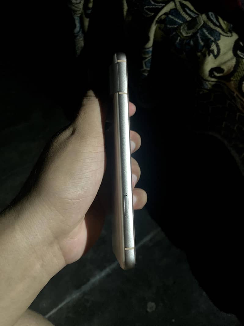 google pixel 8 5