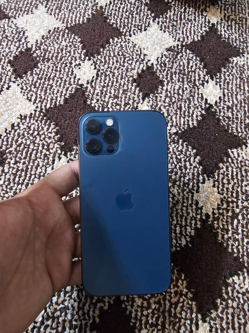 Apple iPhone 12 Pro 1