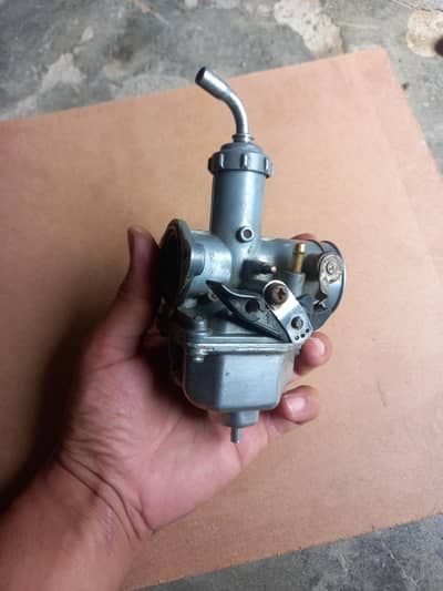 Honda 125 Geniun Carburetor