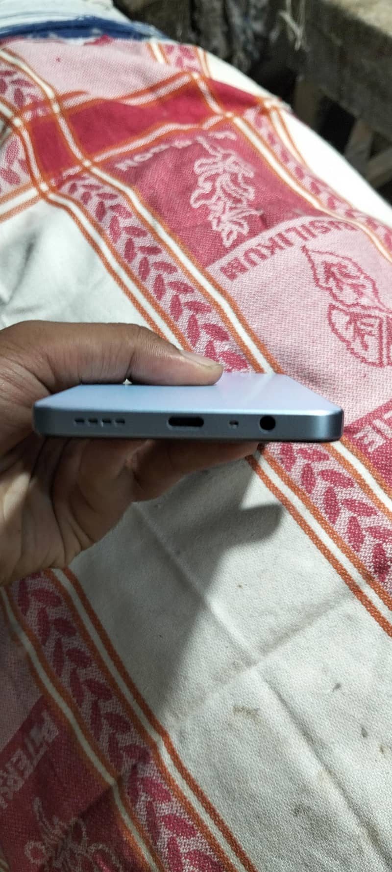 Realme Note 60 4