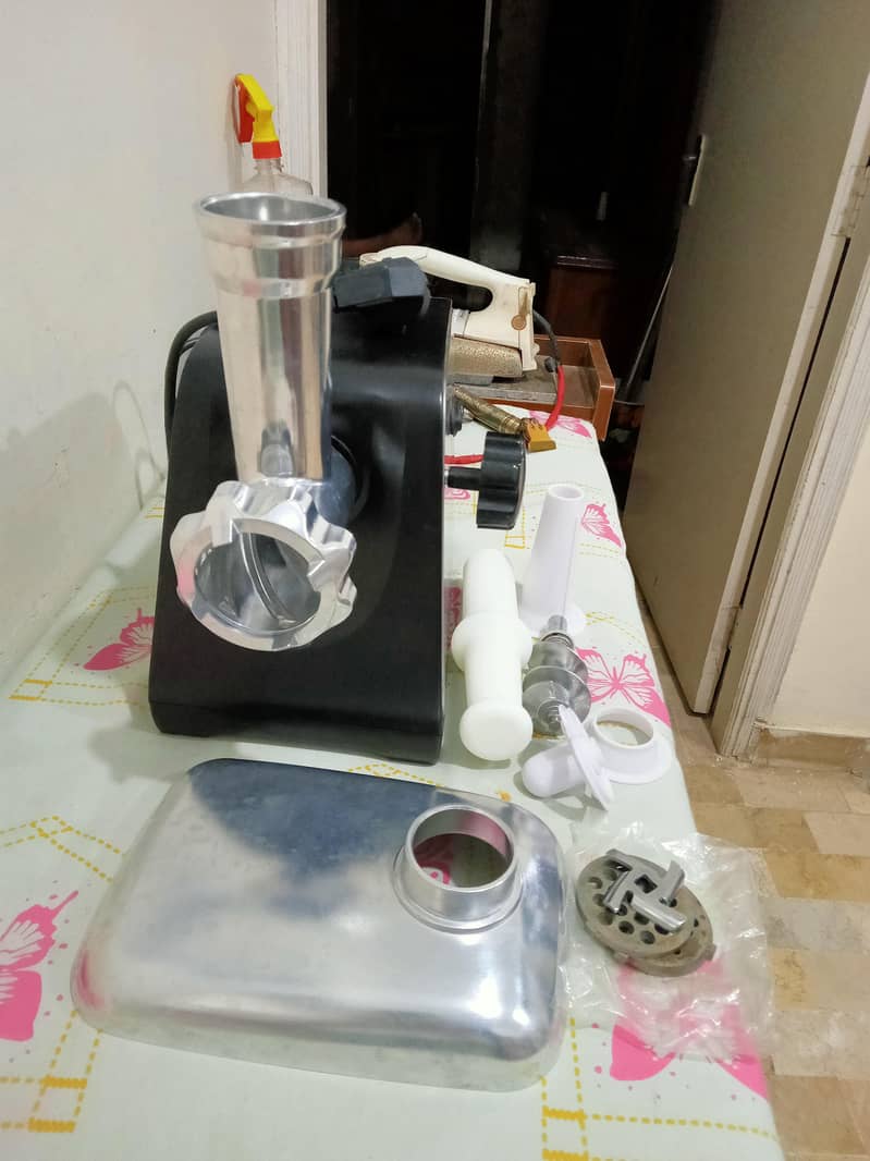 Meat Grinder 10