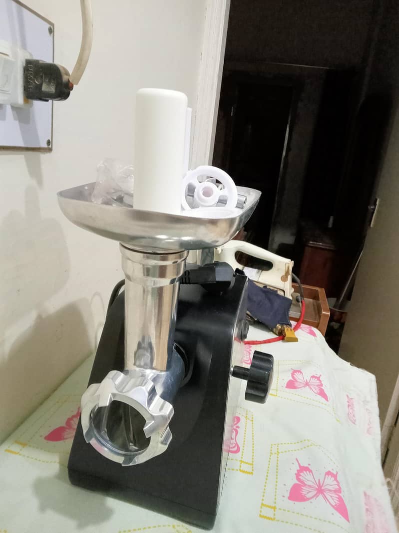 Meat Grinder 12