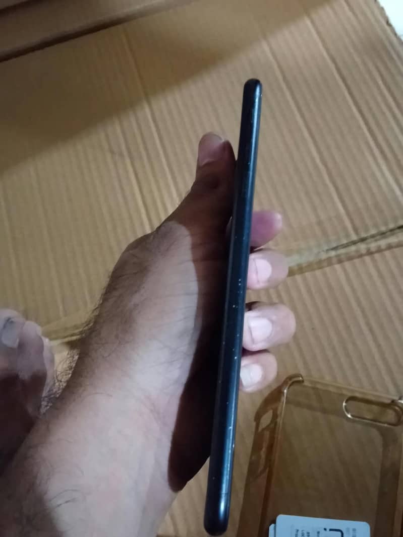 Apple iPhone 7 Plus 3