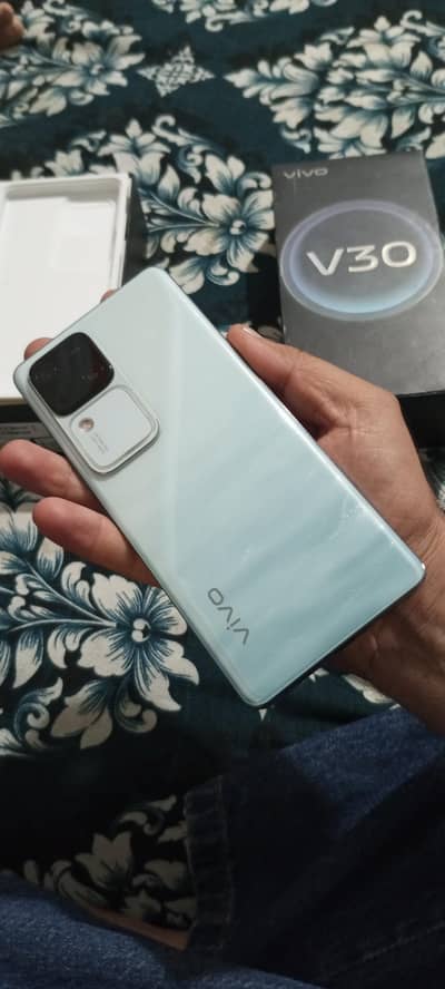 Vivo V30 12.256 New Condition