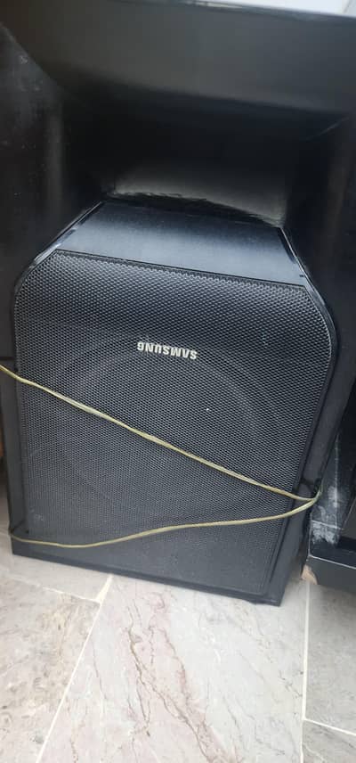 Samsung Home Theater System - Excellent Condition!
