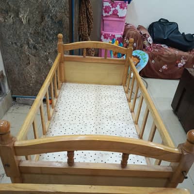 Wooden Baby Cot / Baby Crib – Excellent Condition