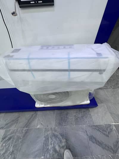 PEL InverterOn Fit Graphite T3 (H&C) Air Conditioner