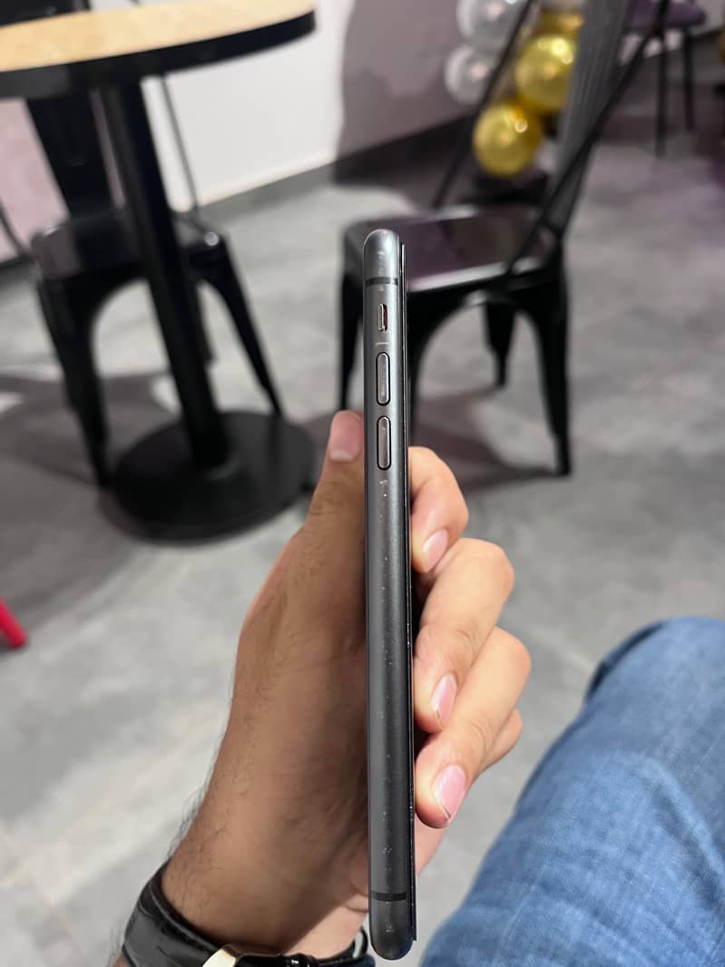 iPhone 11 1