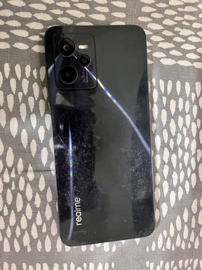 Realme C35
