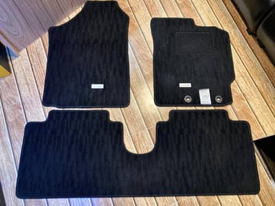 Toyota Vitz carpet Genuine floor mats