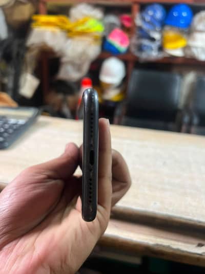 IPHONE 11 PTA APPROVED 9
