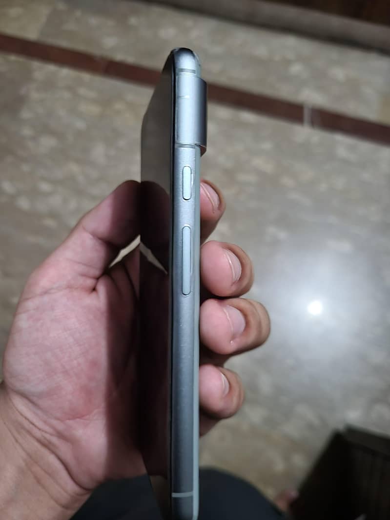 Google Pixel 8 3