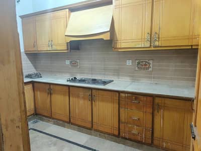5marla ground floor house avaible for rent with gas