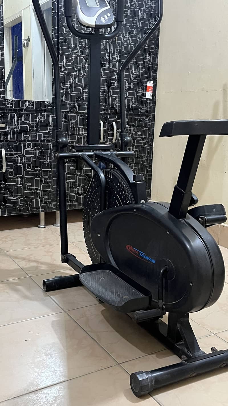 Elliptical cross trainer Machine 1