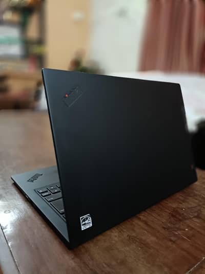 LENOVO X1 Carbon CORE I7 8th Generation 16/256