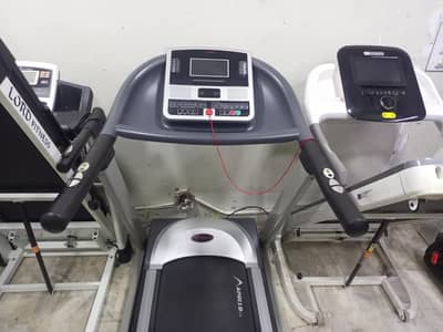 auto incline automatic treadmill made in Taiwan