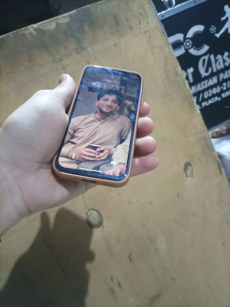 Apple iPhone 12 mini contact 03340677360 1