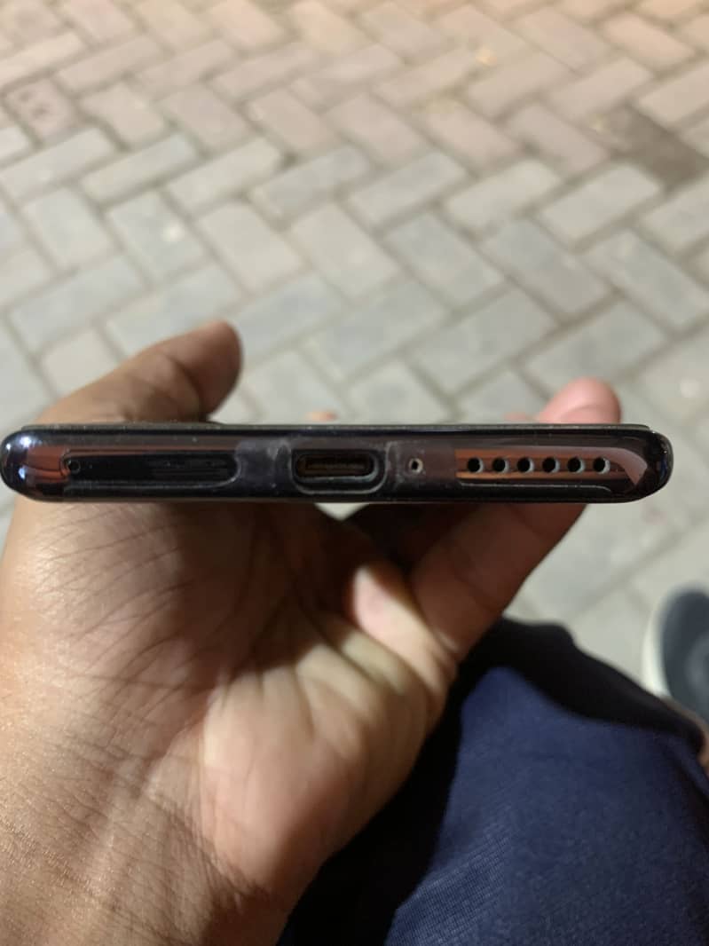 Xiaomi Redmi Note 14 Pro 4