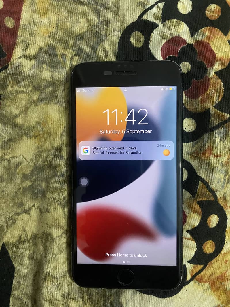 Apple iPhone 7 Plus 0