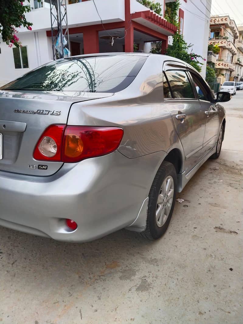 1.8 altis sr 6