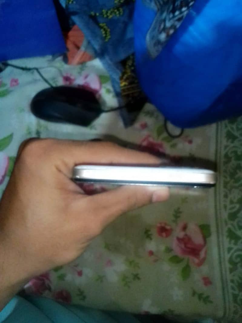 Tecno CAMON 18T 1