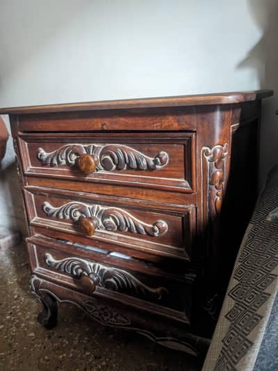 chinnioti bedroom set