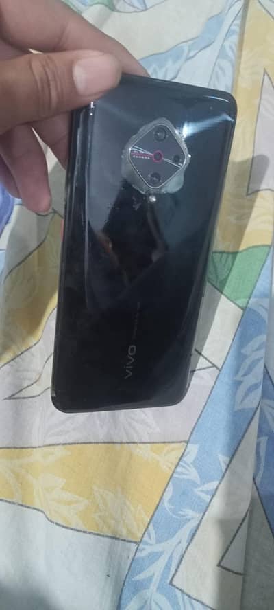 Vivo Y51 with excellent condition
